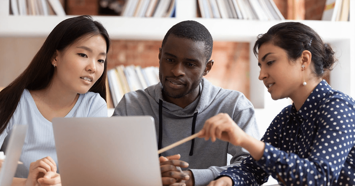 How do I write a discursive essay with balanced arguments?